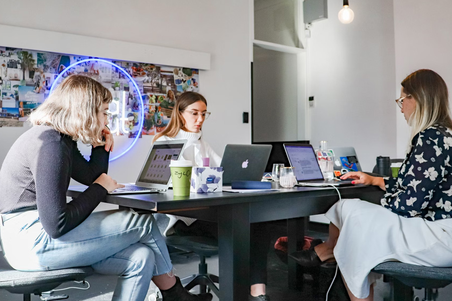 Turning Numbers into Narratives Harnessing Google Analytics for Smarter Campaigns